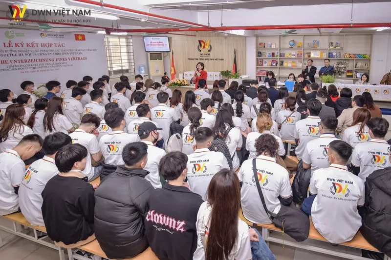 DWN VIỆT NAM - Khai giảng khóa học tiếng Đức K147 đầu xuân Giáp Thìn 2024 khai giang khoa tieng duc 147 dwn viet nam 2