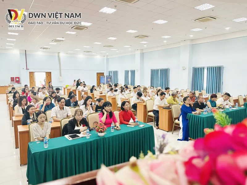 DWN VIỆT NAM - Khai giảng khóa học tiếng Đức K147 đầu xuân Giáp Thìn 2024 khai giang khoa tieng duc 147 dwn viet nam 4