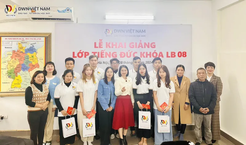 DWN VIỆT NAM - Khai giảng khóa học tiếng Đức K147 đầu xuân Giáp Thìn 2024 khai giang khoa tieng duc 147 dwn viet nam 5