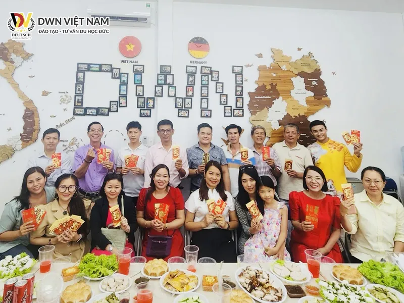 Khai xuân như ý - Phú quý toàn niên Khai xuân như ý - Phú quý toàn niên